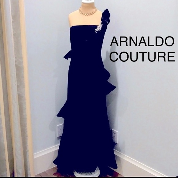 Arnaldo Couture Dresses & Skirts - 💯✅ AUTHENTIC ARNALDO COUTURE ONE SHOULDER GOWN